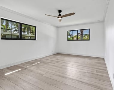 115 Bonnie Briar Lane - Photo Thumbnail 17