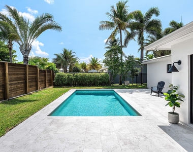 115 Bonnie Briar Lane - Photo Thumbnail 25