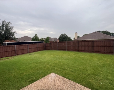 2701 Evening Mist Drive - Photo Thumbnail 16