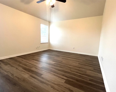 2701 Evening Mist Drive - Photo Thumbnail 14
