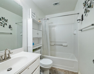 2701 Evening Mist Drive - Photo Thumbnail 9