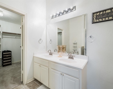 2701 Evening Mist Drive - Photo Thumbnail 8