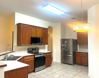 2701 Evening Mist Drive - Photo Thumbnail 7