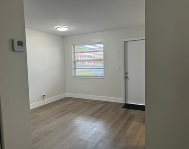 4730 Nw 10th Court - Photo Thumbnail 4