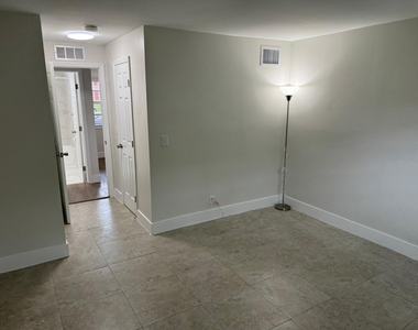 4730 Nw 10th Court - Photo Thumbnail 15
