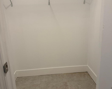 4730 Nw 10th Court - Photo Thumbnail 13