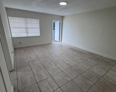 4141 Sw 20th Street - Photo Thumbnail 3
