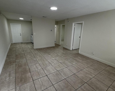 4141 Sw 20th Street - Photo Thumbnail 2