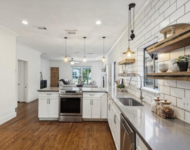 6307 Palo Pinto Avenue - Photo Thumbnail 12
