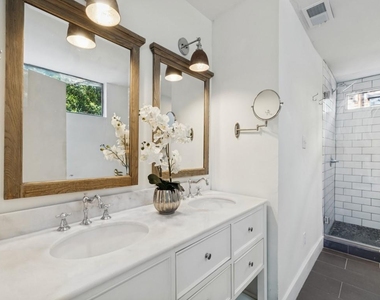 6307 Palo Pinto Avenue - Photo Thumbnail 17