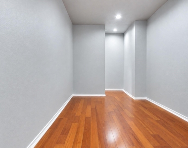 1209 Beaconsfield Lane - Photo Thumbnail 3