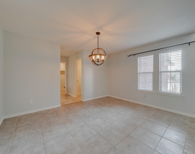 9220 Harrisburg Lane - Photo Thumbnail 4