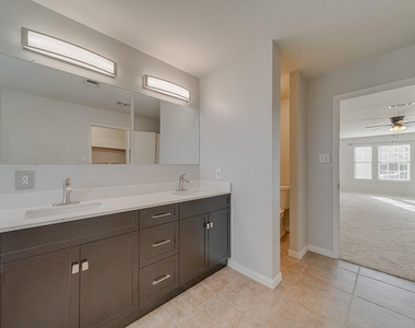 9220 Harrisburg Lane - Photo Thumbnail 18