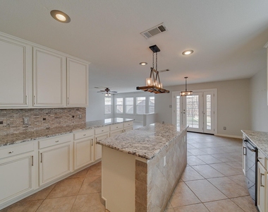 9220 Harrisburg Lane - Photo Thumbnail 13