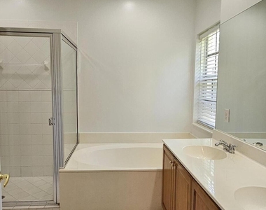 754 Nw 126th Avenue - Photo Thumbnail 21