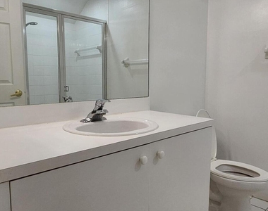 754 Nw 126th Avenue - Photo Thumbnail 6