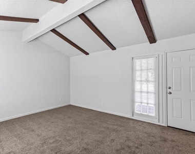 3020 P Avenue - Photo Thumbnail 2