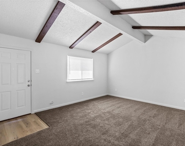 3020 P Avenue - Photo Thumbnail 3