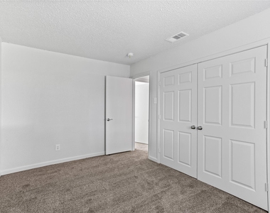 3020 P Avenue - Photo Thumbnail 14