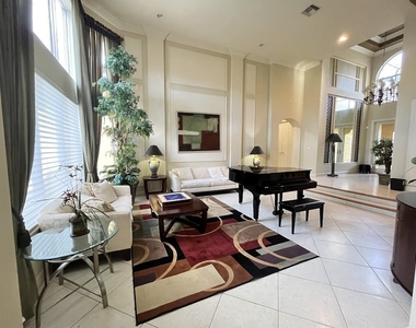 10997 Canary Island Court - Photo Thumbnail 13
