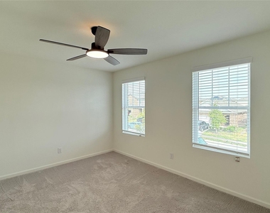 613 Delaware Avenue - Photo Thumbnail 15