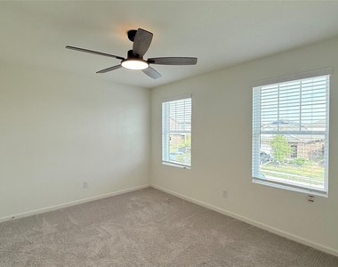 613 Delaware Avenue - Photo Thumbnail 17