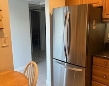 7817 Golf Cir Drive - Photo Thumbnail 12