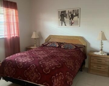 7817 Golf Cir Drive - Photo Thumbnail 16