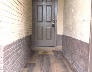 2424-2440 Nw 21st Street - Photo Thumbnail 2