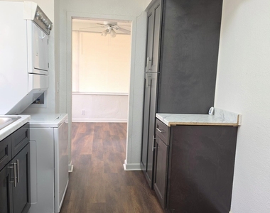 2424-2440 Nw 21st Street - Photo Thumbnail 6