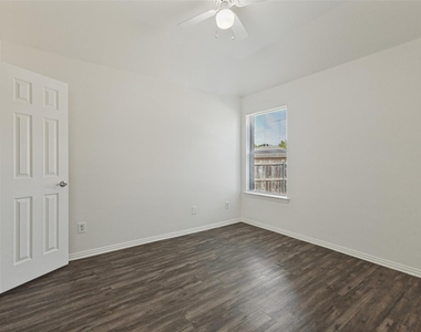 252 Wyndham Meadows Way - Photo Thumbnail 11