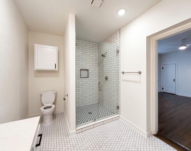 3254 S University Drive - Photo Thumbnail 11