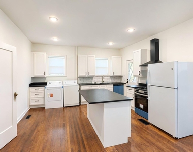 3254 S University Drive - Photo Thumbnail 7