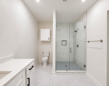 3254 S University Drive - Photo Thumbnail 12