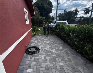 1500 Ne 62nd Street - Photo Thumbnail 5