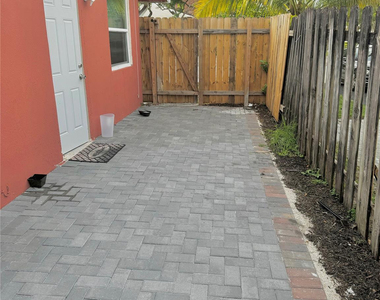1500 Ne 62nd Street - Photo Thumbnail 14