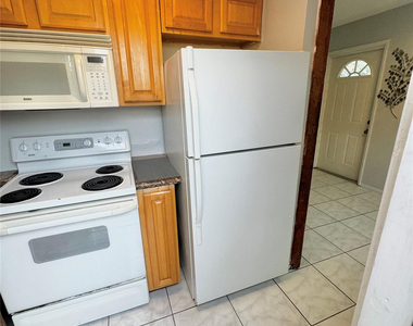 1500 Ne 62nd Street - Photo Thumbnail 5