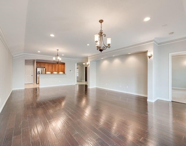 5846 Pinebrook Drive - Photo Thumbnail 6