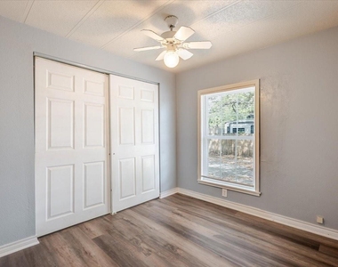 209 Wicker Hill Road - Photo Thumbnail 8
