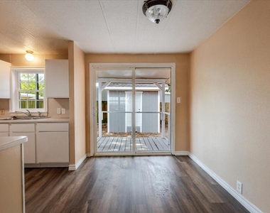 209 Wicker Hill Road - Photo Thumbnail 10