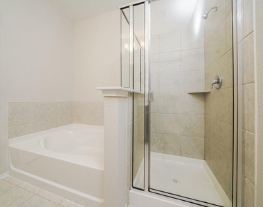 713 Jonius Creek Drive - Photo Thumbnail 12