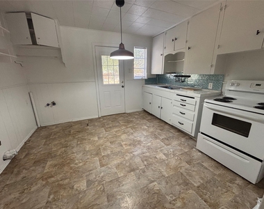 4116 Lisbon Street - Photo Thumbnail 5
