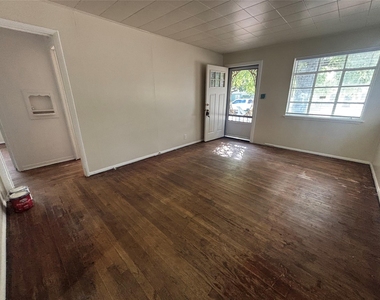 4116 Lisbon Street - Photo Thumbnail 3