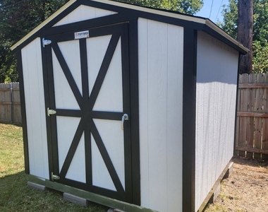 513 Cascade Drive - Photo Thumbnail 9