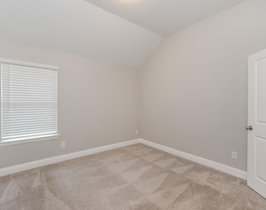 701 Brody Trail - Photo Thumbnail 10
