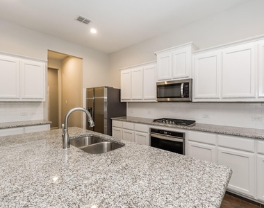 701 Brody Trail - Photo Thumbnail 5