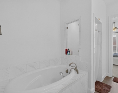 3740 Coldstream Drive - Photo Thumbnail 15
