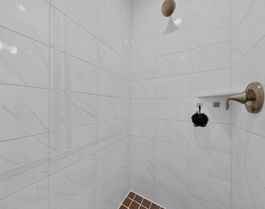 3740 Coldstream Drive - Photo Thumbnail 16