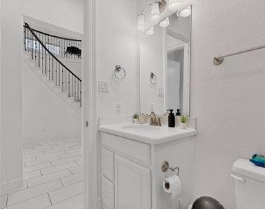 3740 Coldstream Drive - Photo Thumbnail 22
