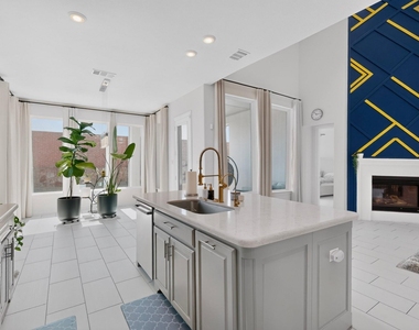 3740 Coldstream Drive - Photo Thumbnail 10